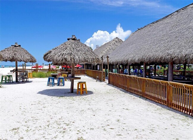 Building Photo - 4473 Gulf of Mexico Dr