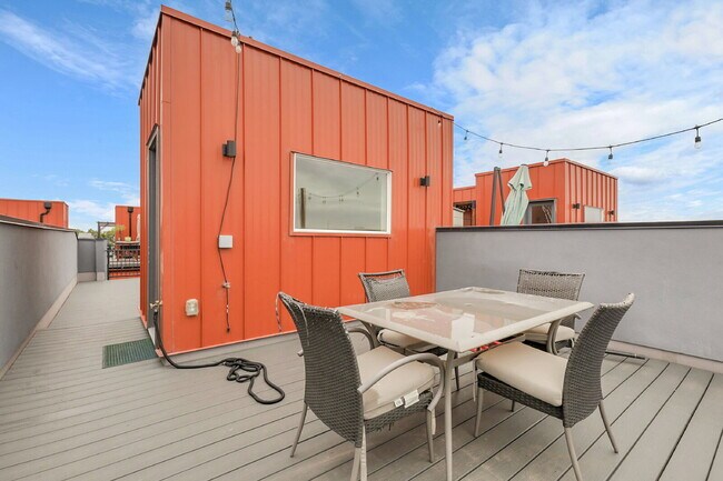 Building Photo - $2,945.00, 2 bedroom, 2.5 bathroom located...