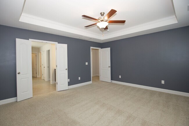 Building Photo - Charming 4 Bedroom Rental Home with Spacious Layout in Carthage, NC!