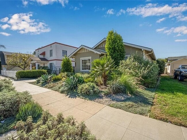 Building Photo - Molino