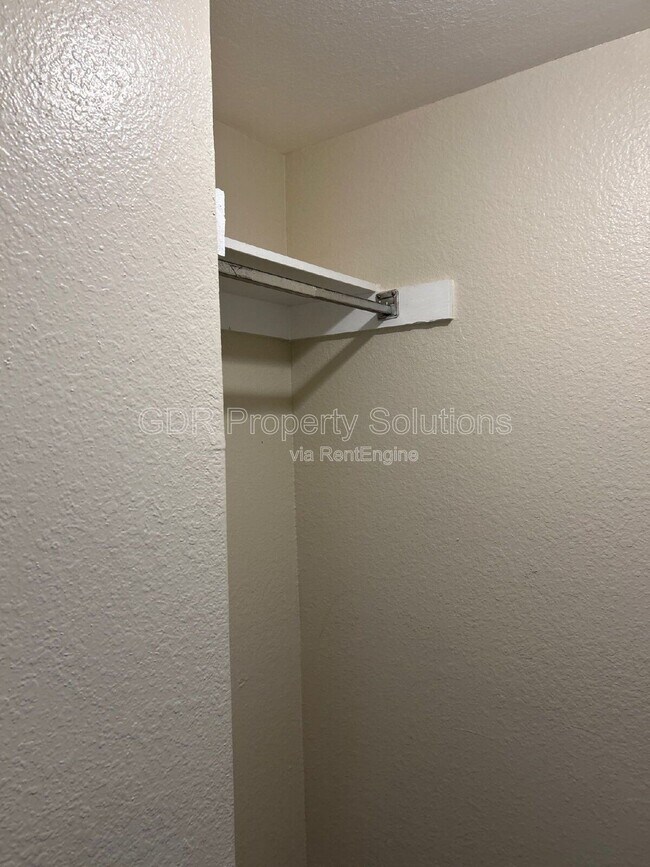 Building Photo - 401 14th St NW