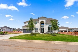 Building Photo - Spacious Two-Story Stunner in Leander