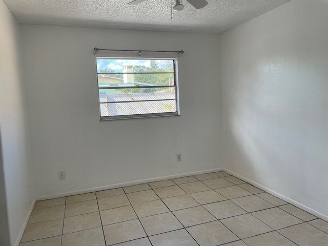 Building Photo - 3320 51st Ave Dr W