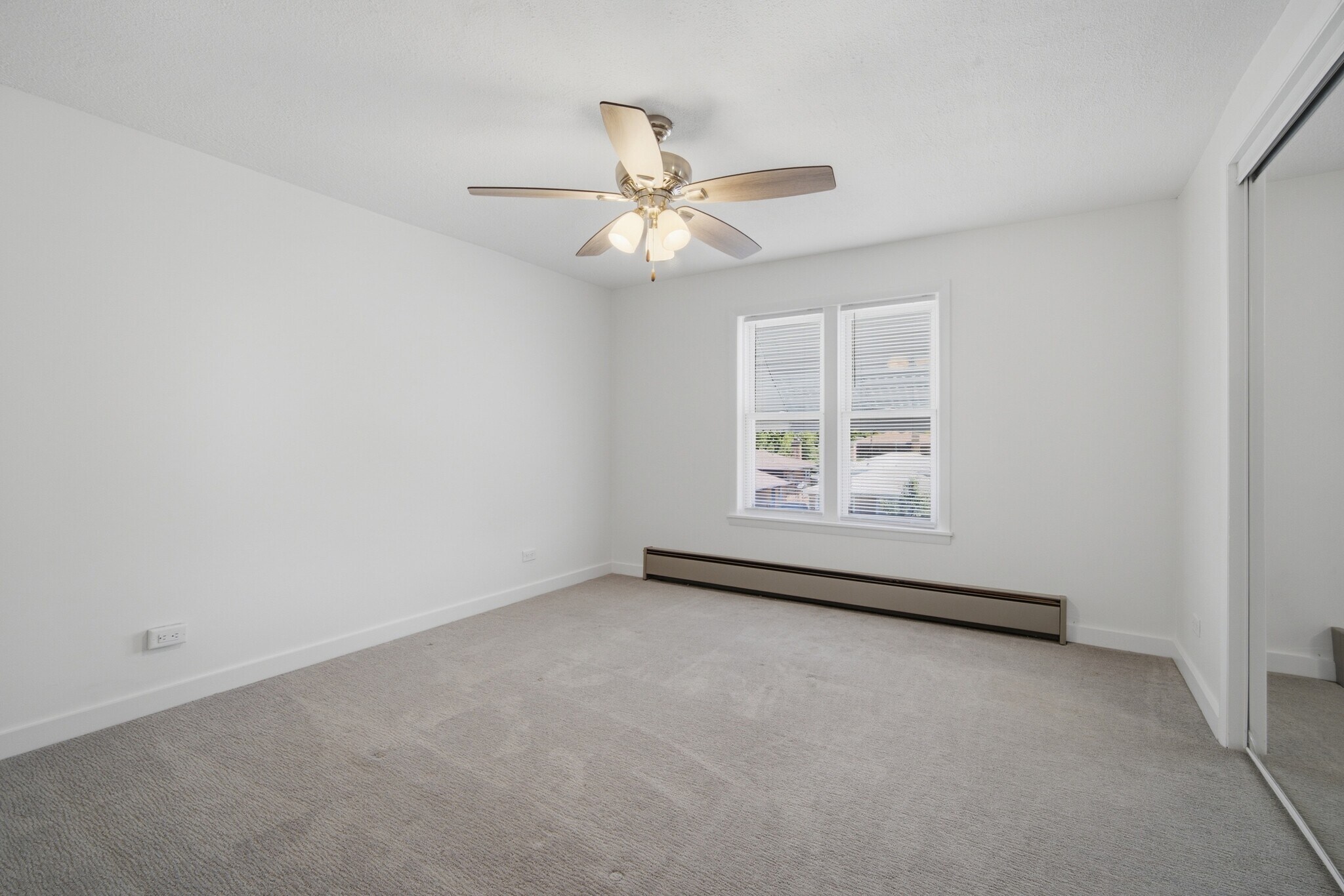 Building Photo - 7314 N Crawford Ave