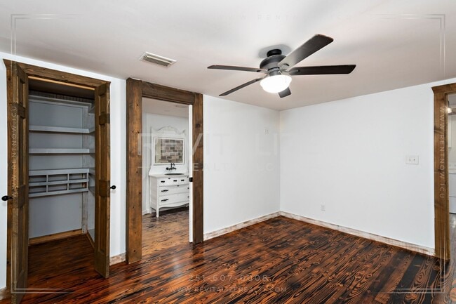 Building Photo - Charming Foley Bungalow with Timeless Character and Plenty of Storage!