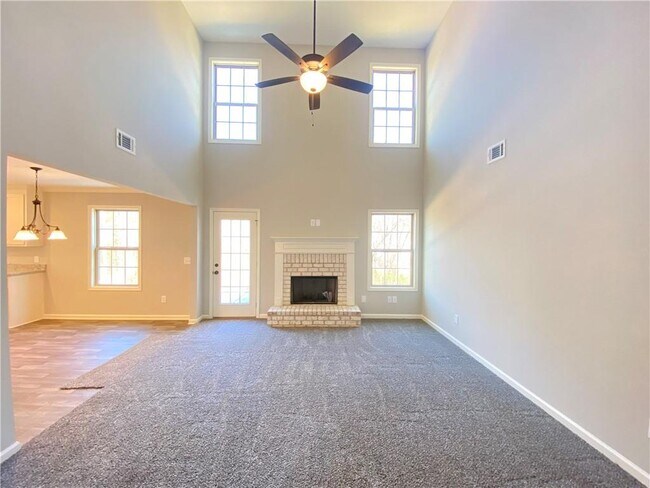 Building Photo - 1757 Miller Springs Dr