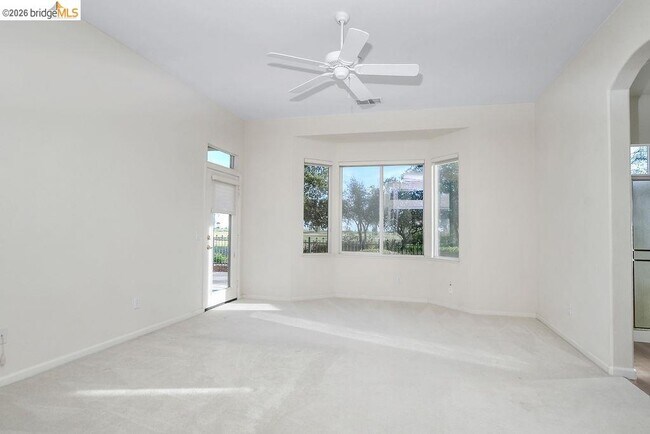 Building Photo - 1503 Bismarck Ln