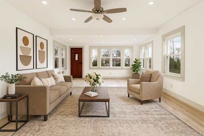 Building Photo - 93-01 71st Ave