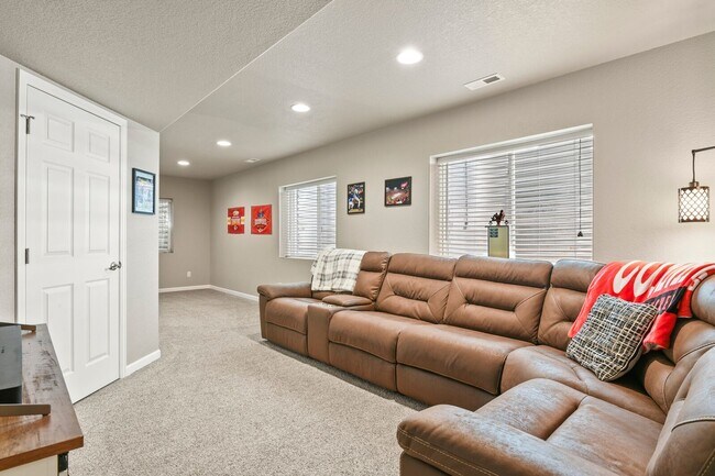 Building Photo - Wolf Ranch Rental in Academy D20 School Di...