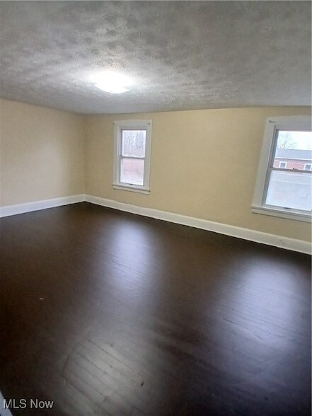 Building Photo - 103 E Boston Ave