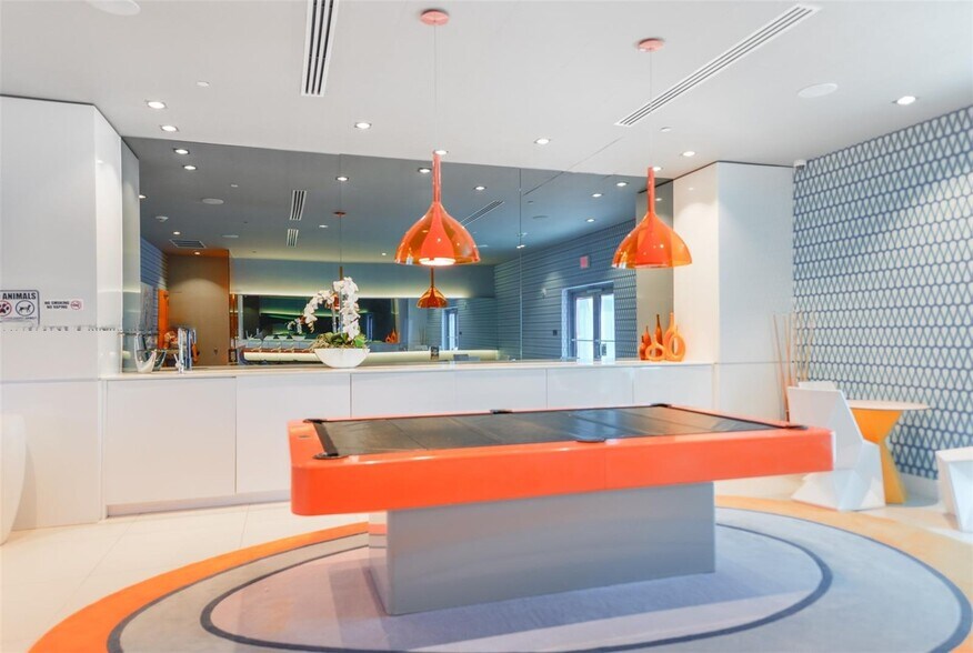 Building Photo - 31 SE 6th St