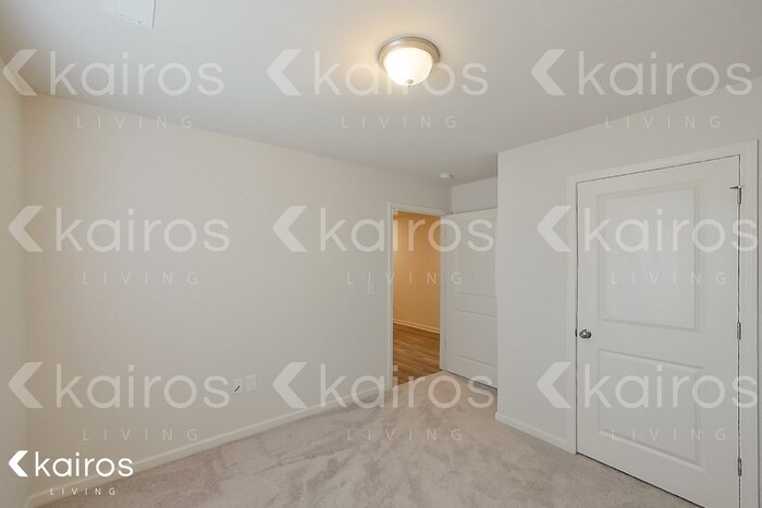 Building Photo - 207 Kyle's Dr
