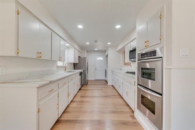 Building Photo - 2833 Linden Lea