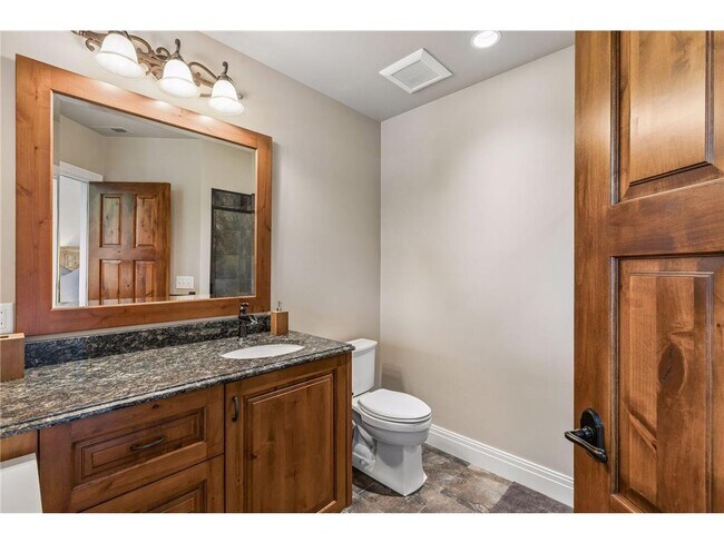 Building Photo - 15700 Portico Dr