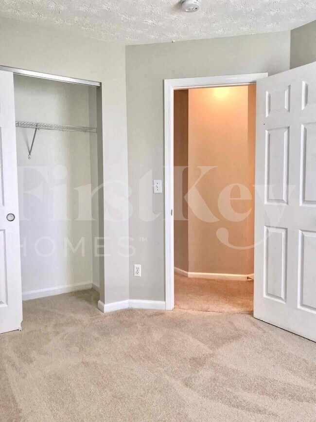 Building Photo - 12 Amelia Park Dr