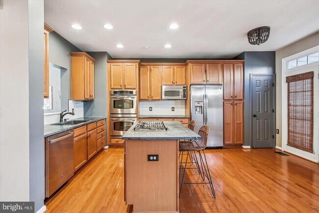 Building Photo - 16368 Gangplank Ln