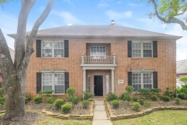 Building Photo - 4923 Laurel Hill Ct