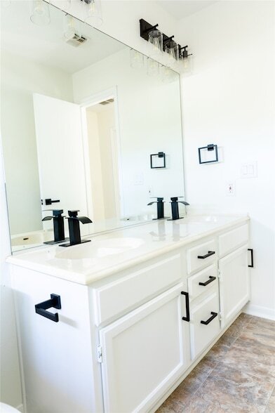 Building Photo - 22 Cottage Grove Pl