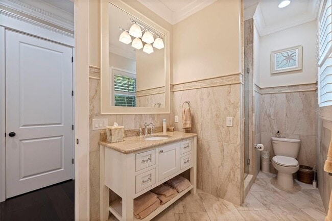 Building Photo - 310 8th Ave N