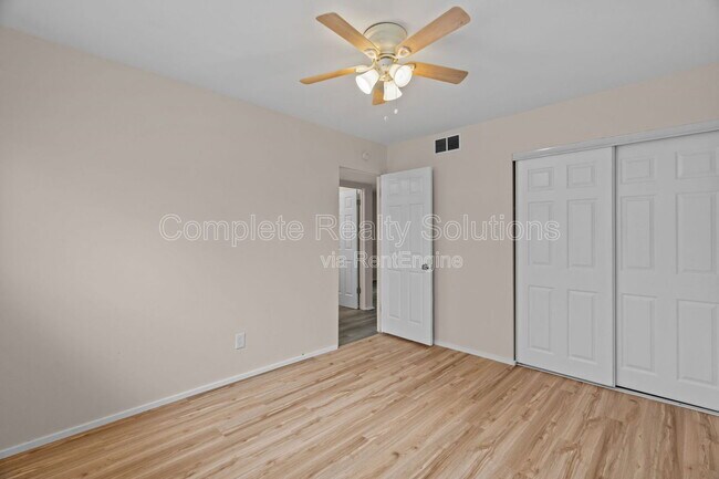 Building Photo - 2323 Woodson Rd