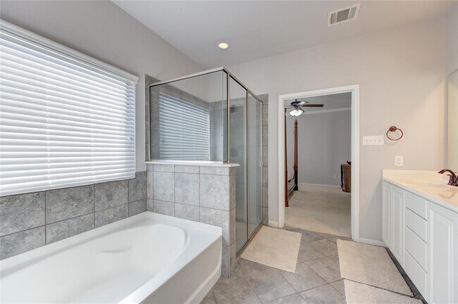 Building Photo - 23010 Black Mountain Ash Ct