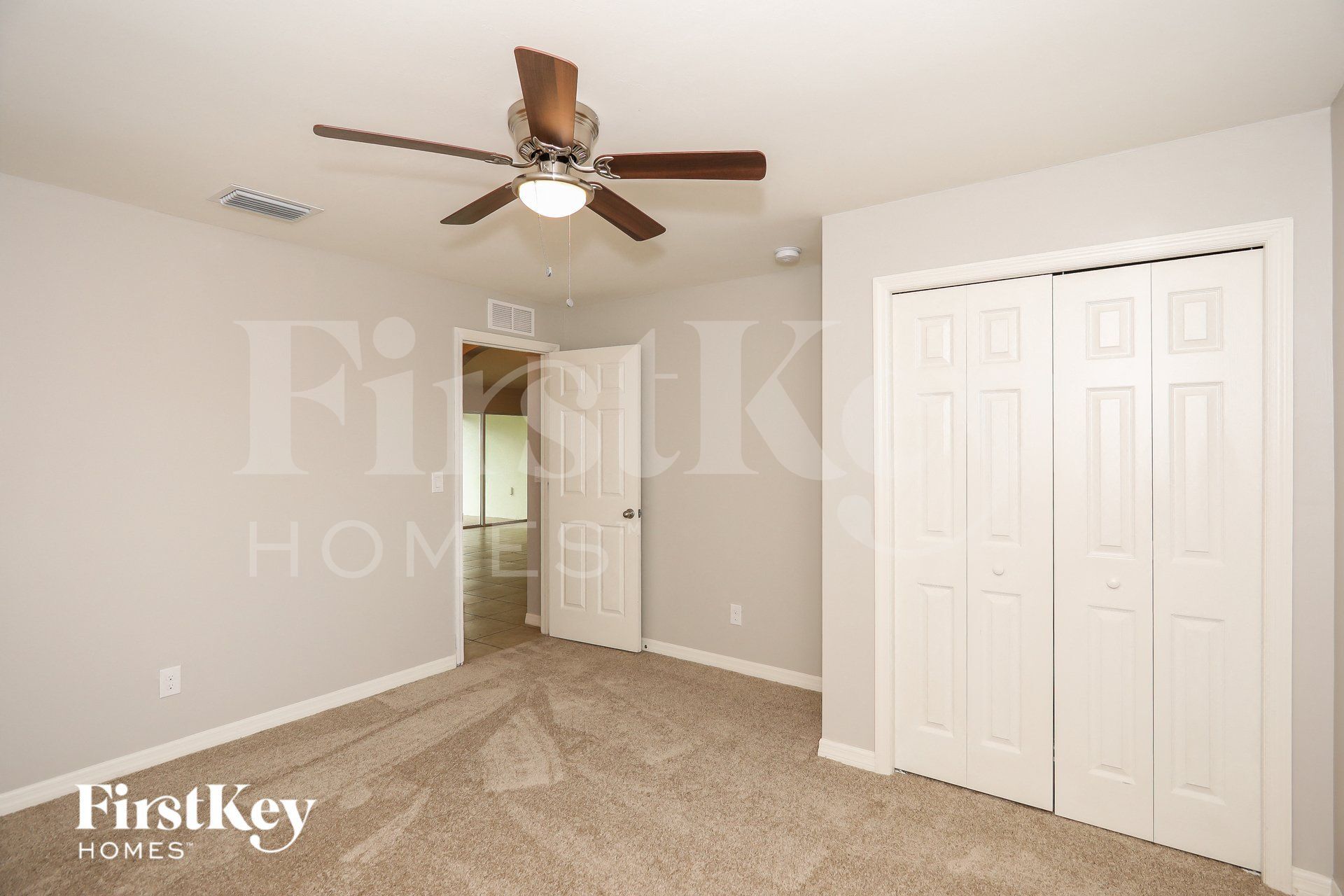 Building Photo - 2616 NW 1st Pl