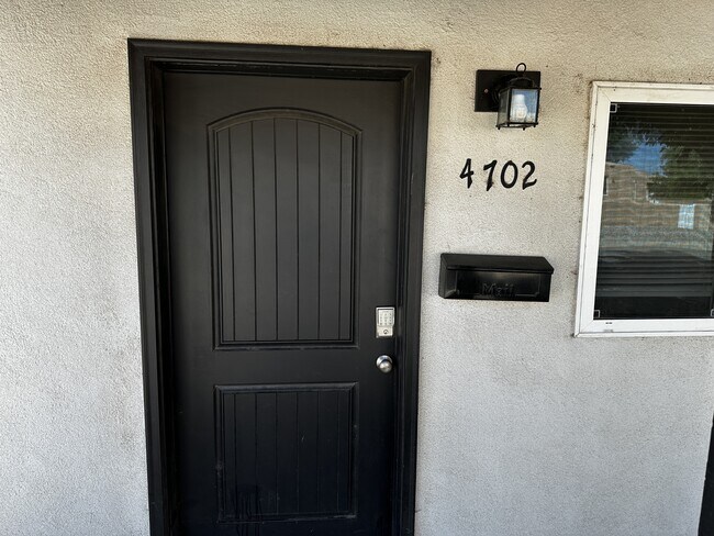 Building Photo - 4702 Marble Ave