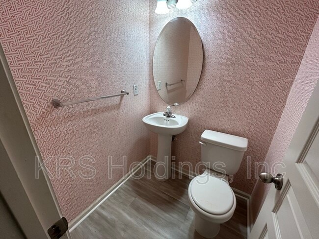 Building Photo - 5210 Moreland St