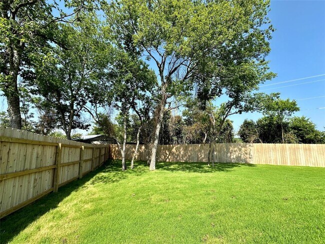 Building Photo - 101 Riptide Dr