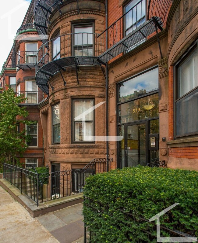 Building Photo - Great Back Bay 1 Bed