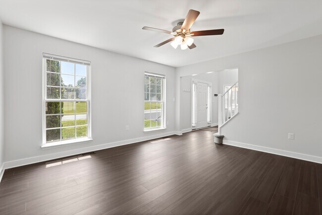 Building Photo - 4001 Mossy Bank Ln