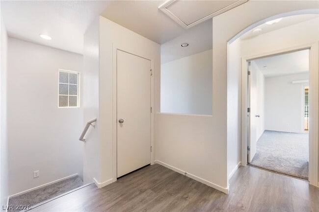 Building Photo - 9004 Successful Ct