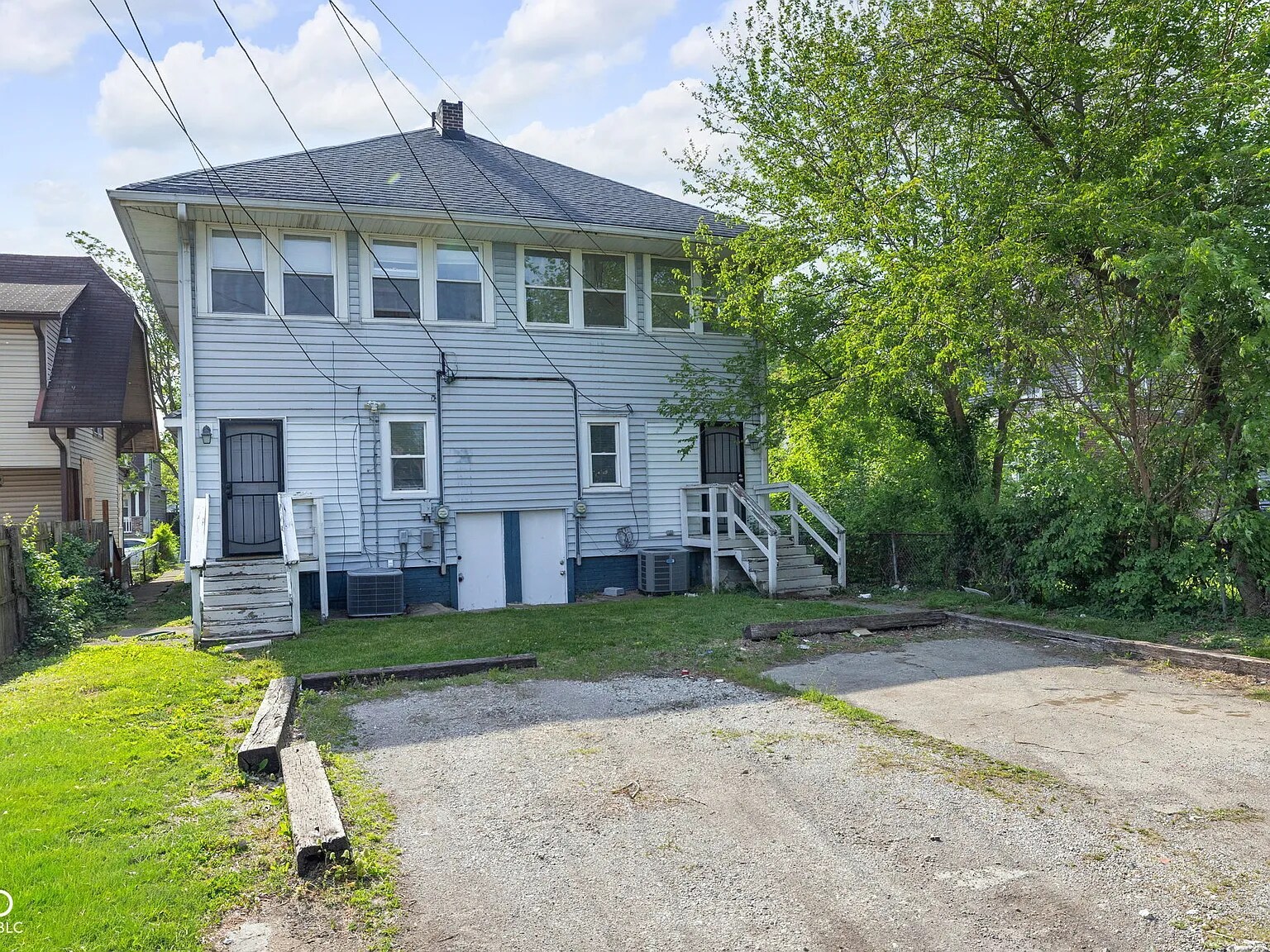 Building Photo - 3017 Broadway St