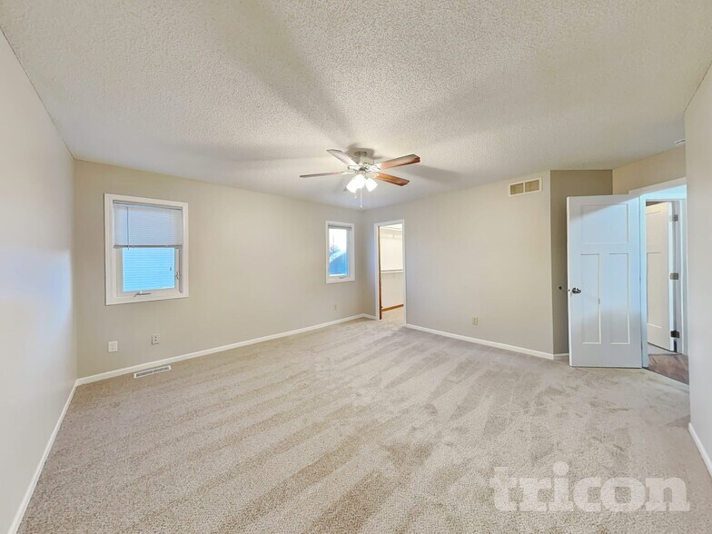 Building Photo - 5590 148th Ln NW