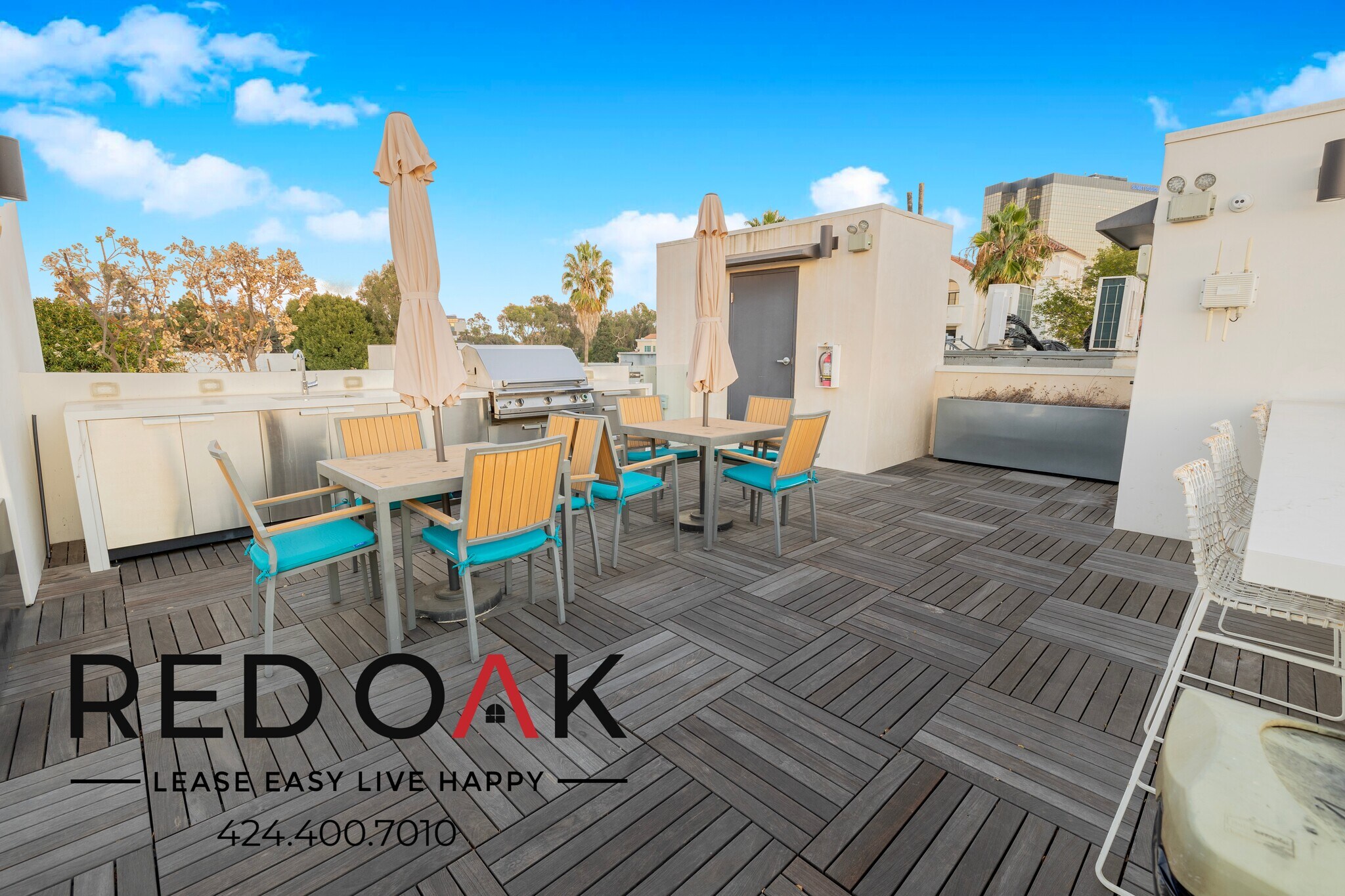 Building Photo - 11649 Mayfield Ave