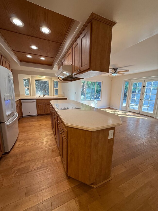 Building Photo - Poway Home with Pool/Spa