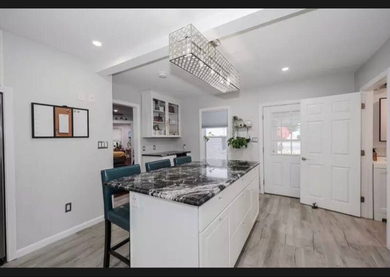 Building Photo - 35 Honora Ave