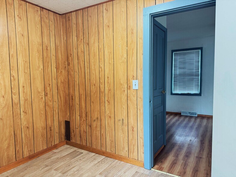 Building Photo - 347 Springfield Ave