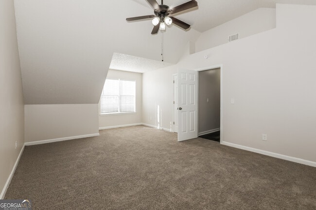 Building Photo - 1055 Field View Dr