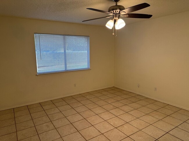 Building Photo - Cute Single Story 3 Bedroom in Keller ISD