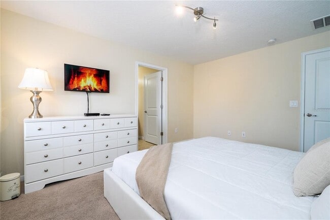 Building Photo - 4908 Clock Tower Dr