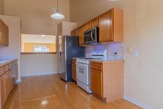 Building Photo - 86 Allerton Dr