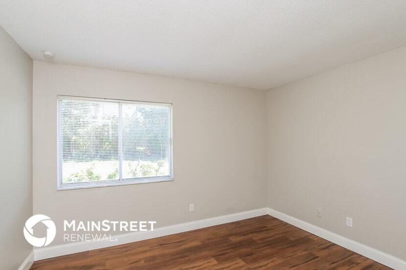 Building Photo - 614 25th St SW