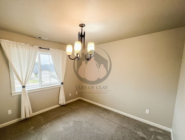 Building Photo - Beautiful Open Floor Plan Home in Dallas -...
