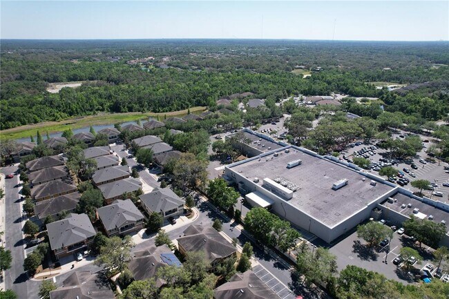 Building Photo - 16604 Kingletside Ct