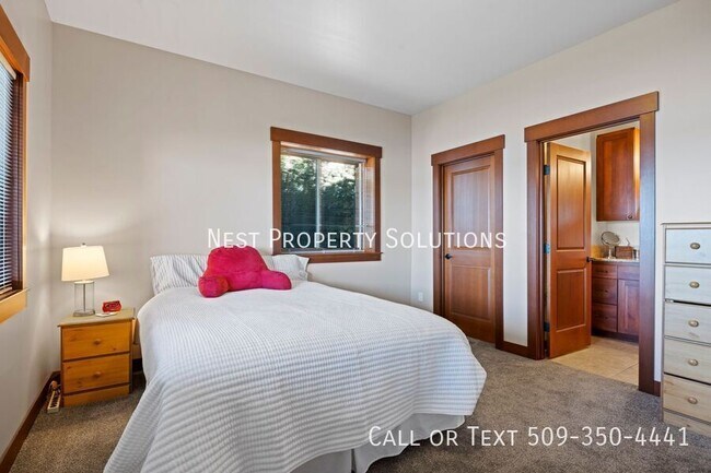 Building Photo - 4839 Rd 6.5 NE
