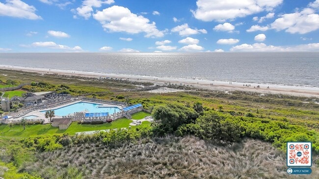 Building Photo - Coastal Villa With Ocean Views – Fully Furnished - SPECIAL