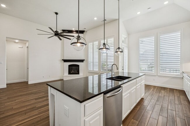 Building Photo - 1713 Purple Thistle Ln