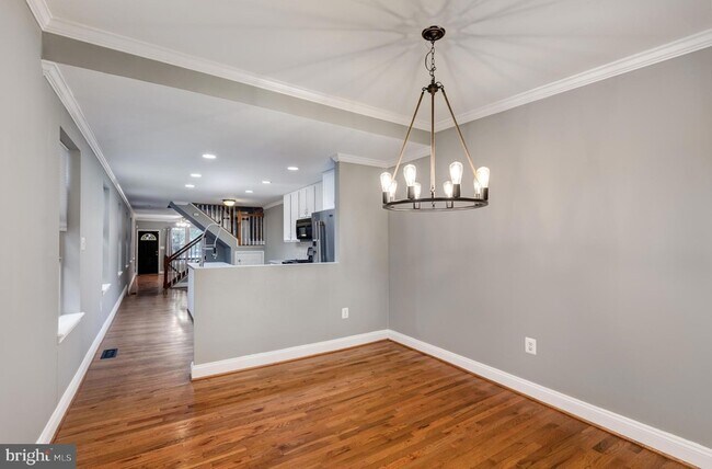 Building Photo - 130 N Collington Ave