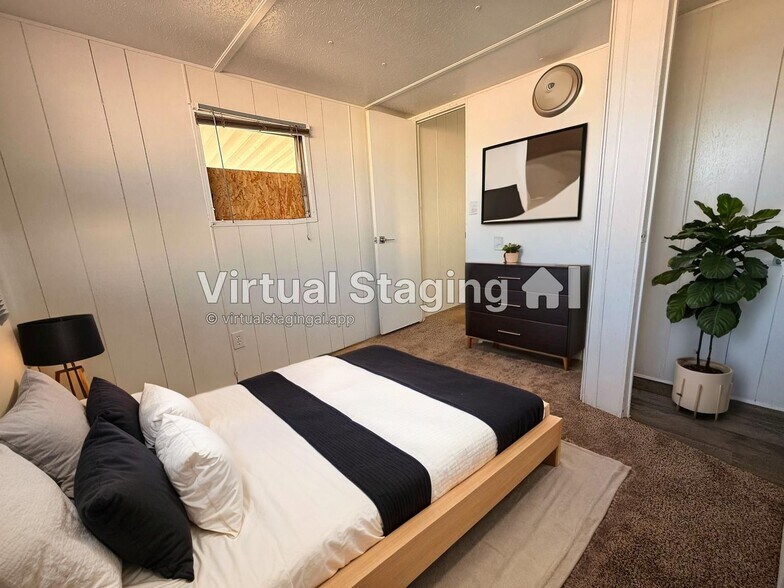 Building Photo - 3601 E Wyoming Ave